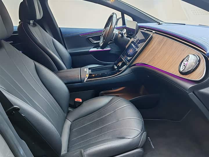 Фото 7 - Mercedes-Benz EQE