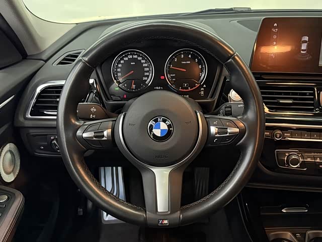 Фото 7 - BMW 1 Series