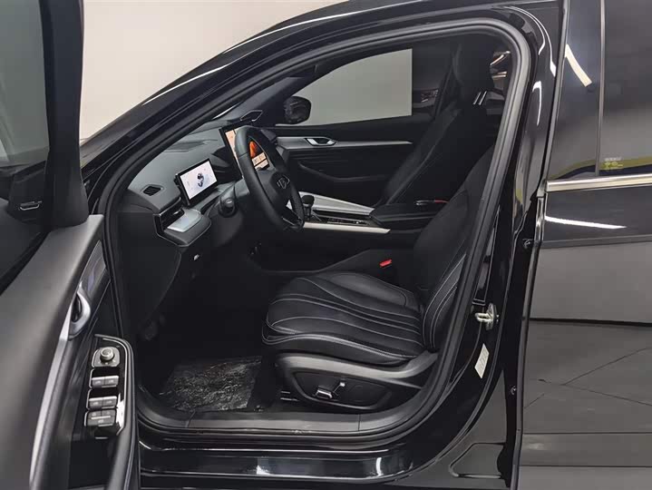 Фото 9 - Geely Preface