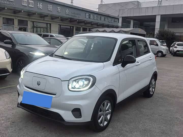 Фото 1 - Leapmotor T03