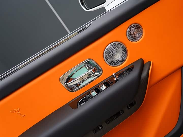 Фото 8 - Rolls-Royce Cullinan