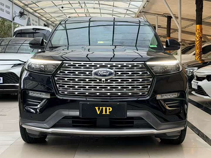 Фото 2 - Ford Explorer