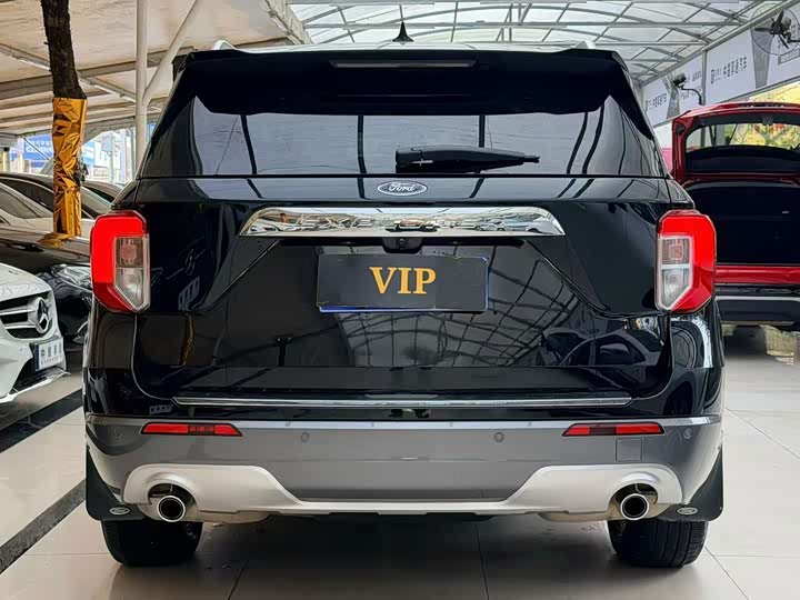 Фото 5 - Ford Explorer