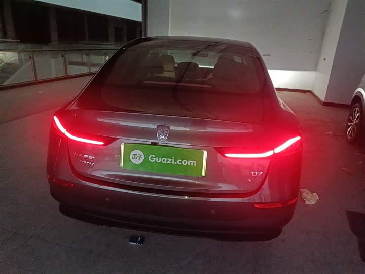 Фото 6 - Roewe D7