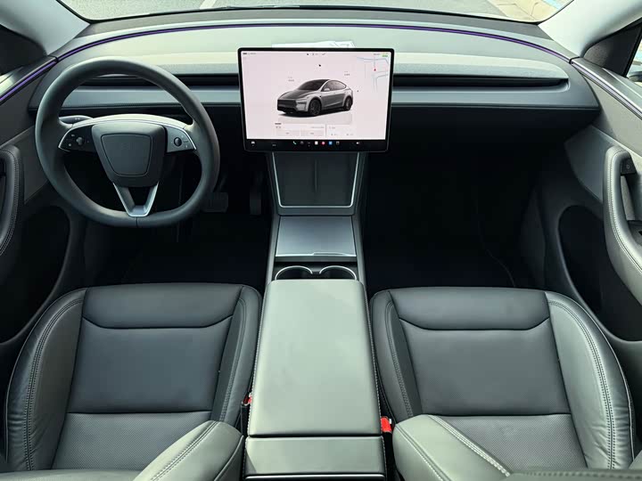 Фото 8 - Tesla Model Y