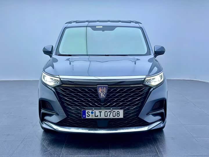 Фото 2 - Roewe iMax 8