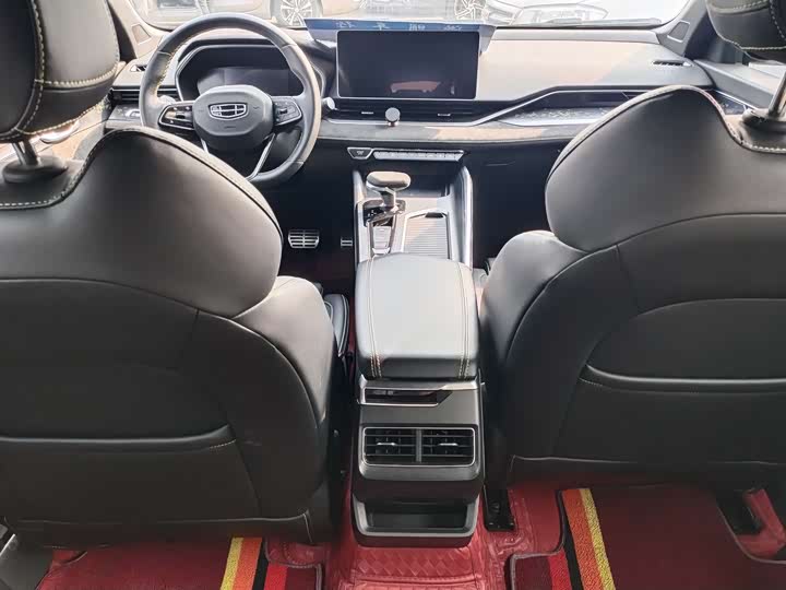 Фото 7 - Geely Preface