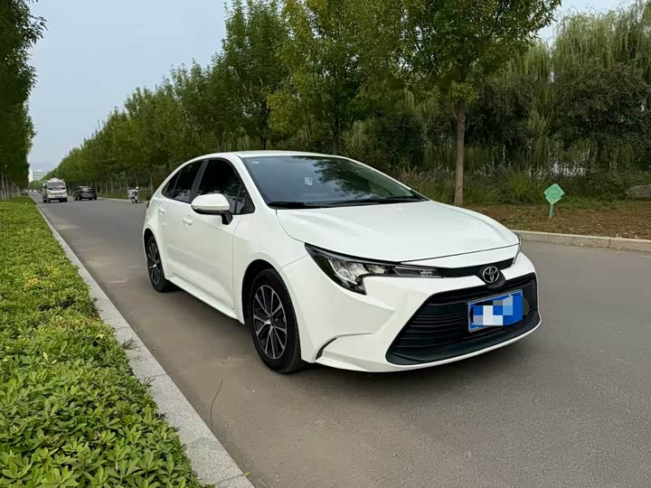 Фото 3 - Toyota Levin