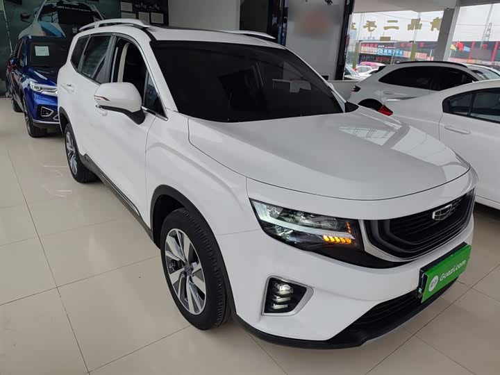 Фото 4 - Geely Okavango