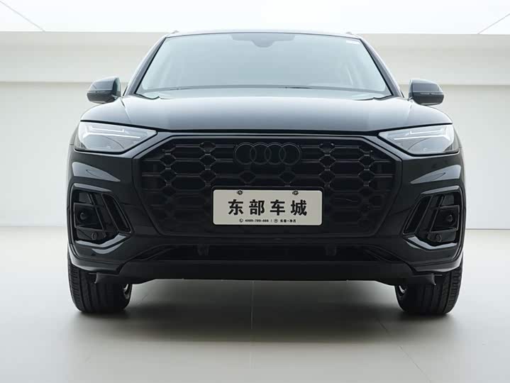 Фото 2 - Audi Q5L