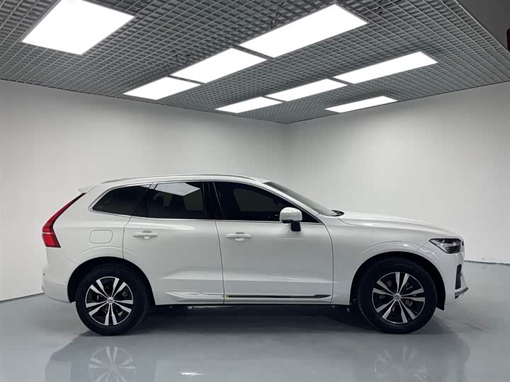 Фото 7 - Volvo XC60