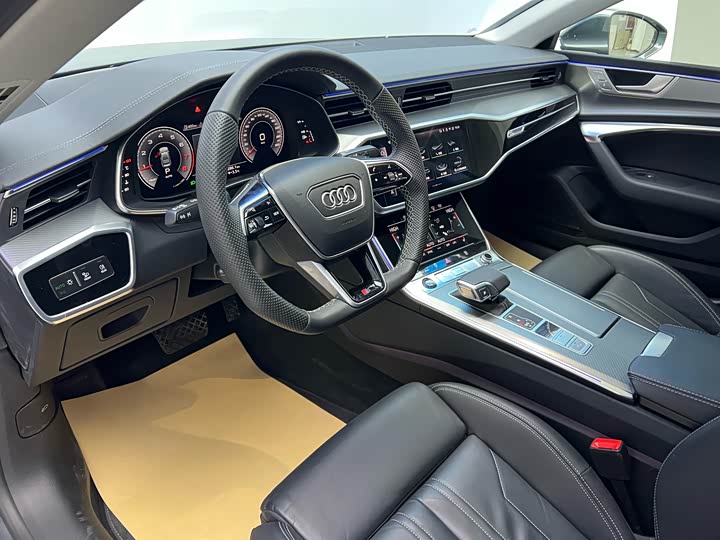 Фото 4 - Audi A7
