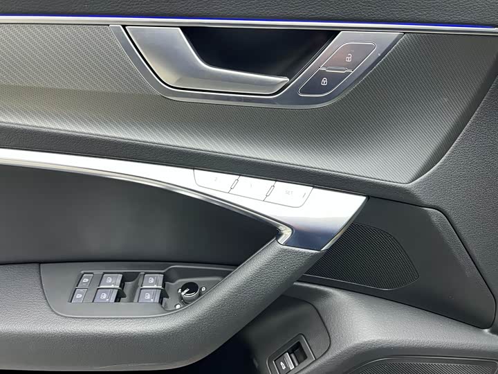 Фото 6 - Audi A7