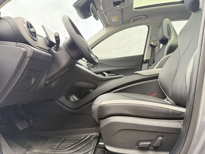 Фото 9 - BYD Sea Lion 05 DM-i Hybrid