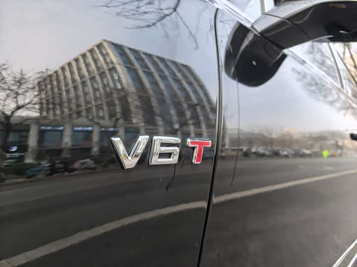 Фото 4 - Hongqi H9