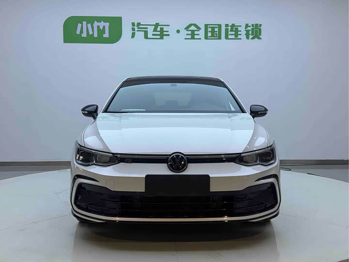 Фото 2 - Volkswagen Golf