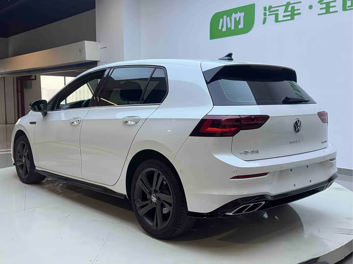 Фото 4 - Volkswagen Golf