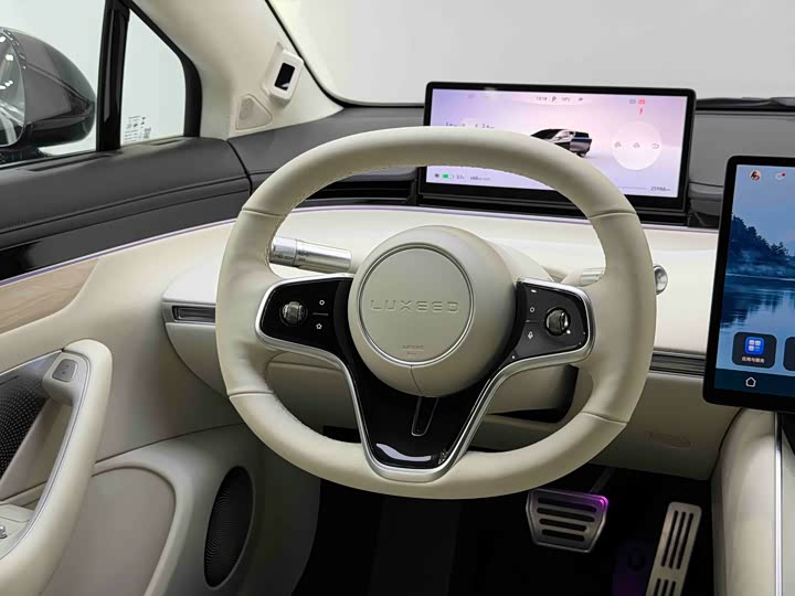 Фото 8 - Luxeed S7