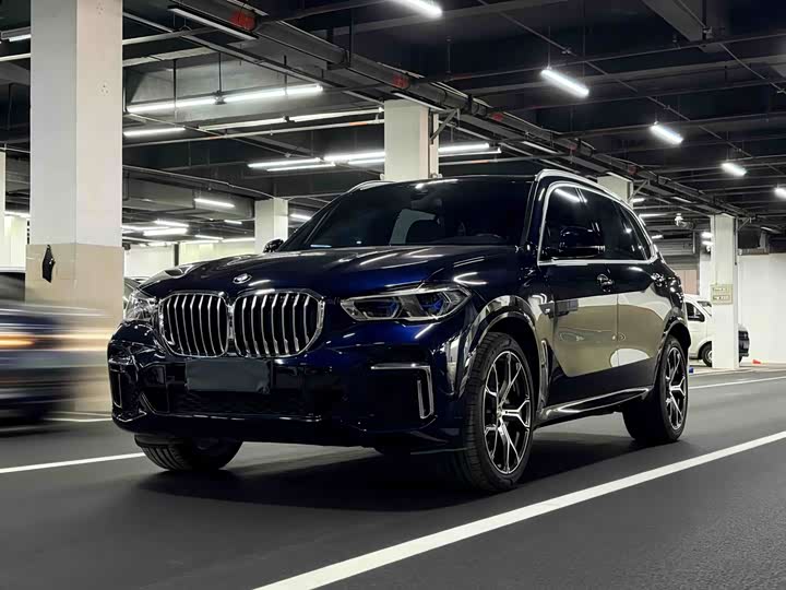 Фото 1 - BMW X5