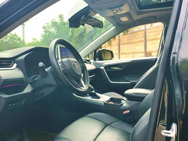 Фото 7 - Toyota Wildlander