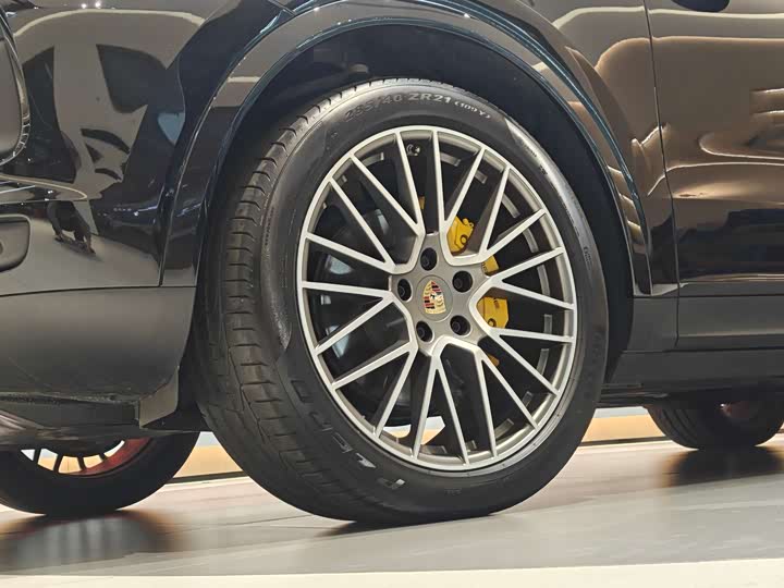 Фото 4 - Porsche Cayenne