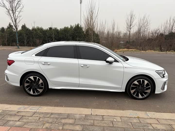 Фото 4 - Audi A3