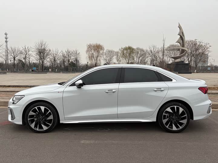 Фото 8 - Audi A3