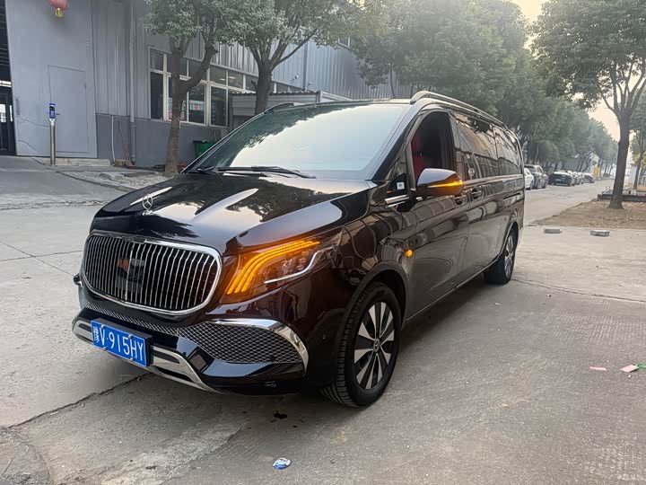 Фото 1 - Mercedes-Benz Vito