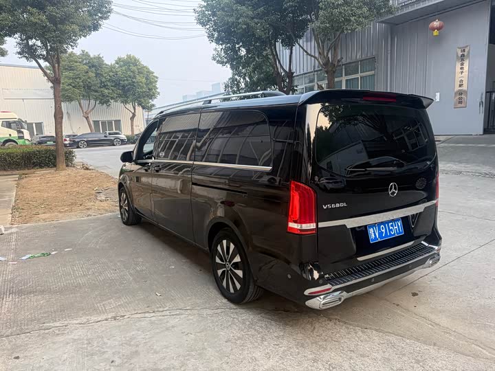 Фото 4 - Mercedes-Benz Vito