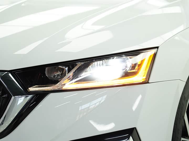 Фото 7 - Skoda Octavia Pro