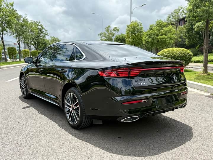 Фото 8 - Geely Preface