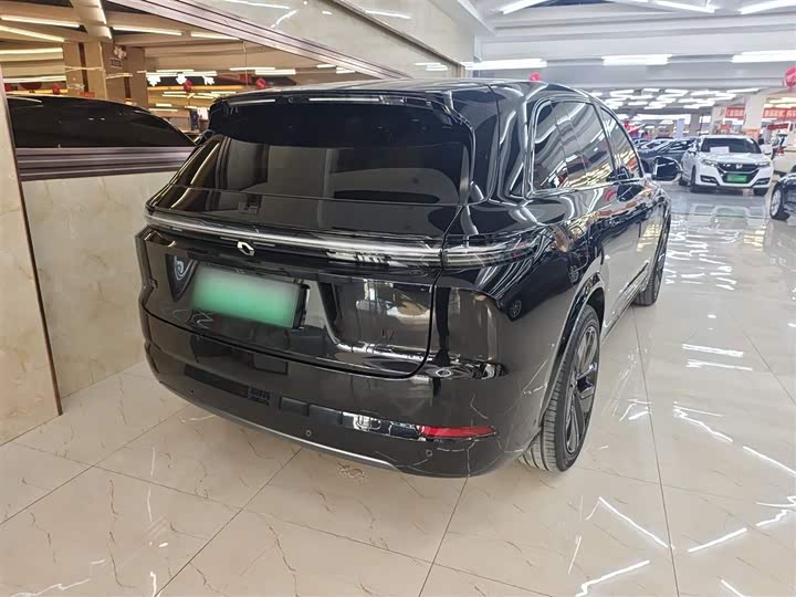 Фото 7 - LiXiang L7