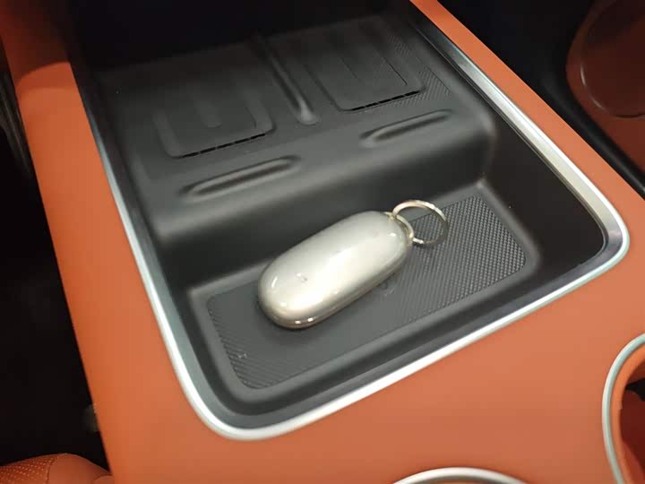 Фото 9 - LiXiang L7