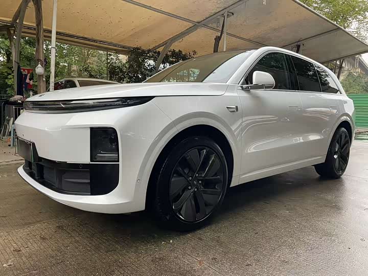 Фото 1 - LiXiang L6