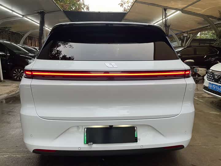 Фото 8 - LiXiang L6