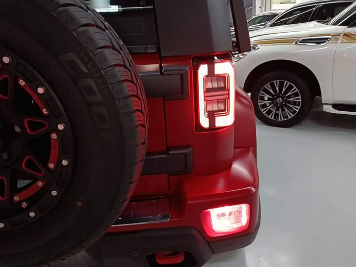 Фото 8 - BAIC Beijing BJ40