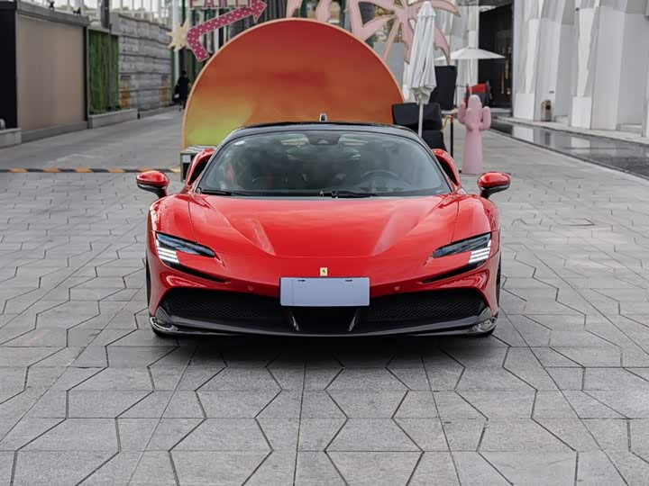 Фото 2 - Ferrari SF90