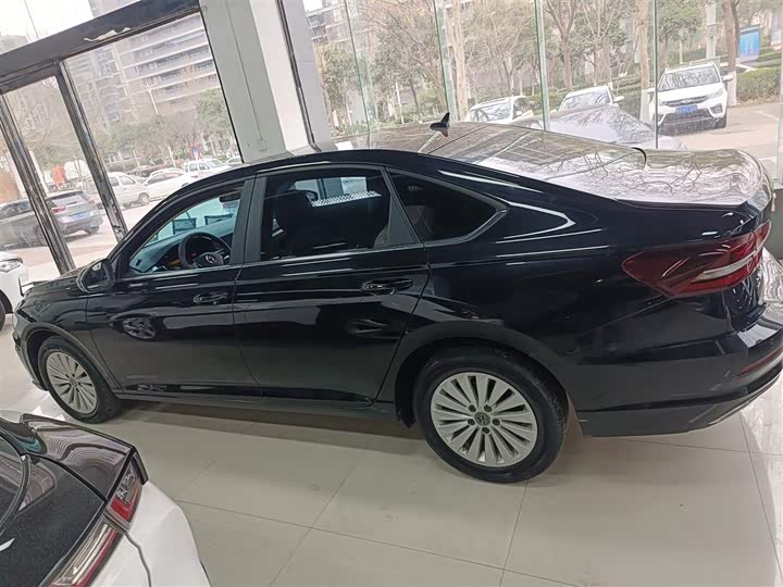 Фото 5 - Volkswagen Lavida