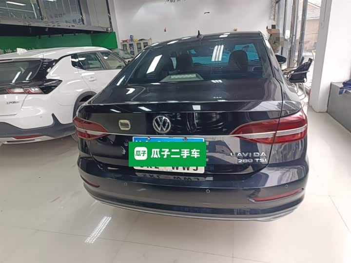 Фото 6 - Volkswagen Lavida