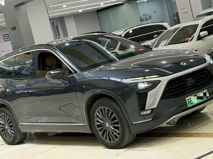 Фото 3 - Nio ES8