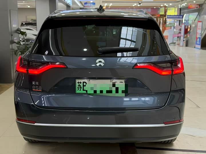 Фото 4 - Nio ES8