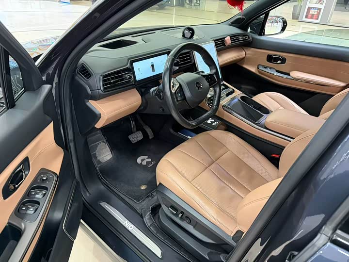 Фото 5 - Nio ES8