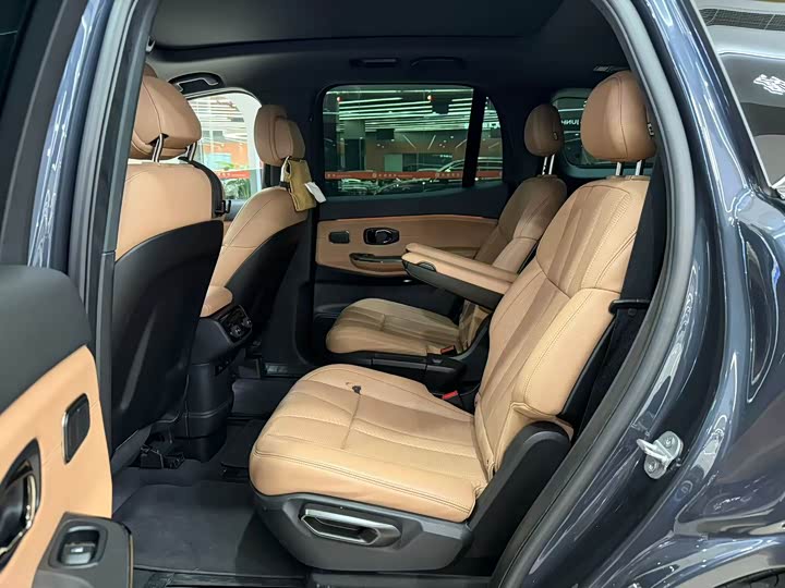 Фото 8 - Nio ES8