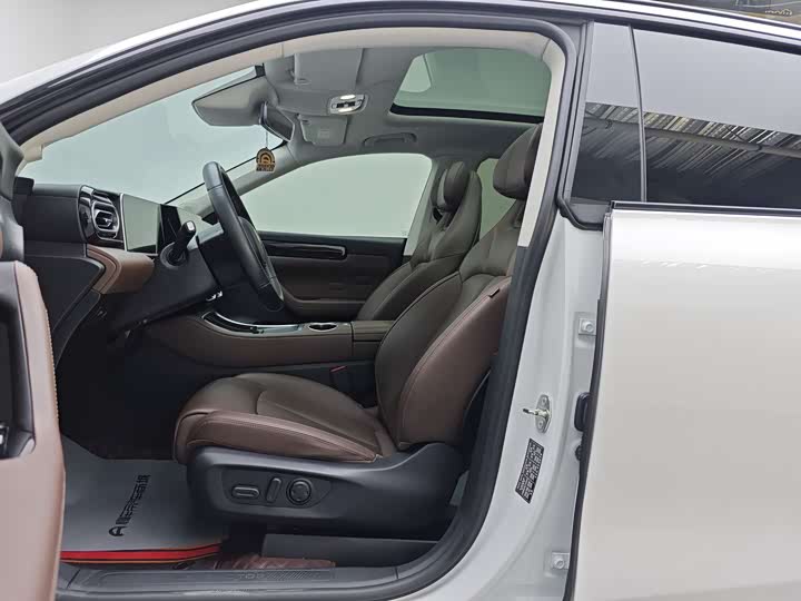 Фото 9 - Leapmotor C11