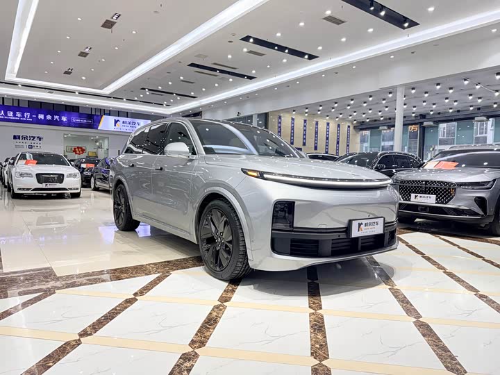 Фото 4 - LiXiang L8