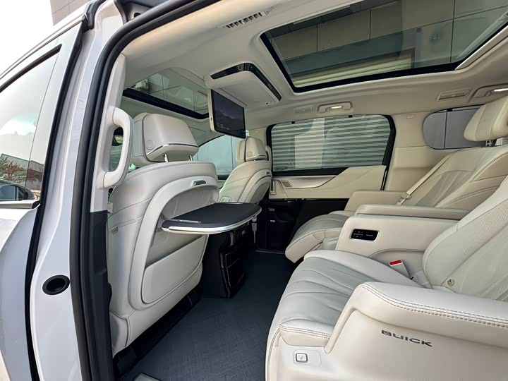 Фото 6 - Buick GL8 Hybrid