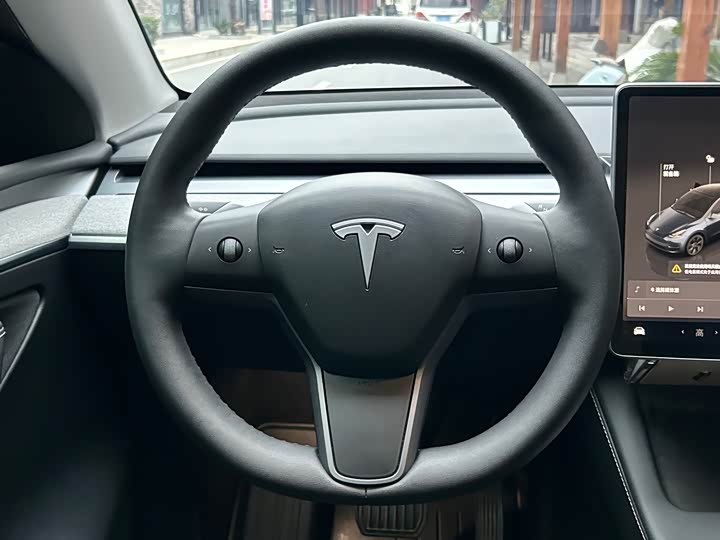 Фото 7 - Tesla Model Y