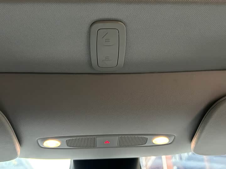 Фото 9 - Tesla Model Y