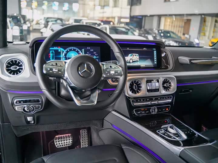 Фото 2 - Mercedes-Benz G-Class