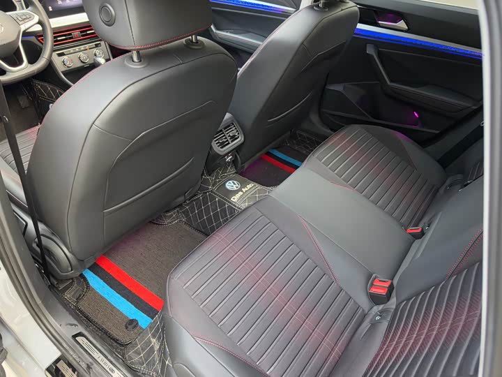 Фото 7 - Volkswagen Lavida